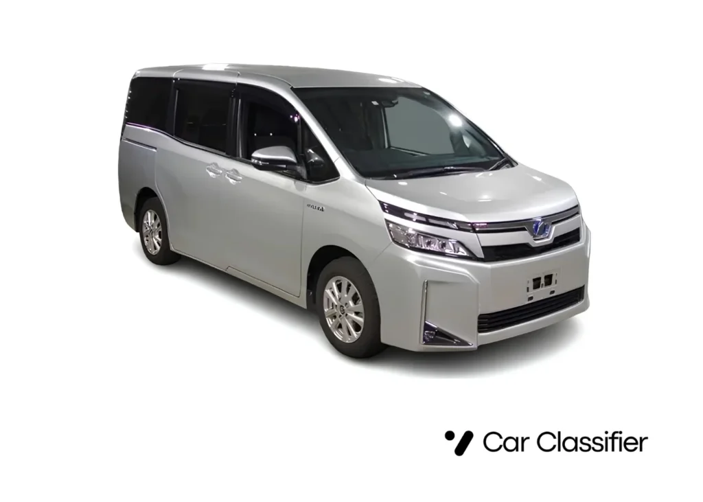 Toyota Voxy Hybrid 2020